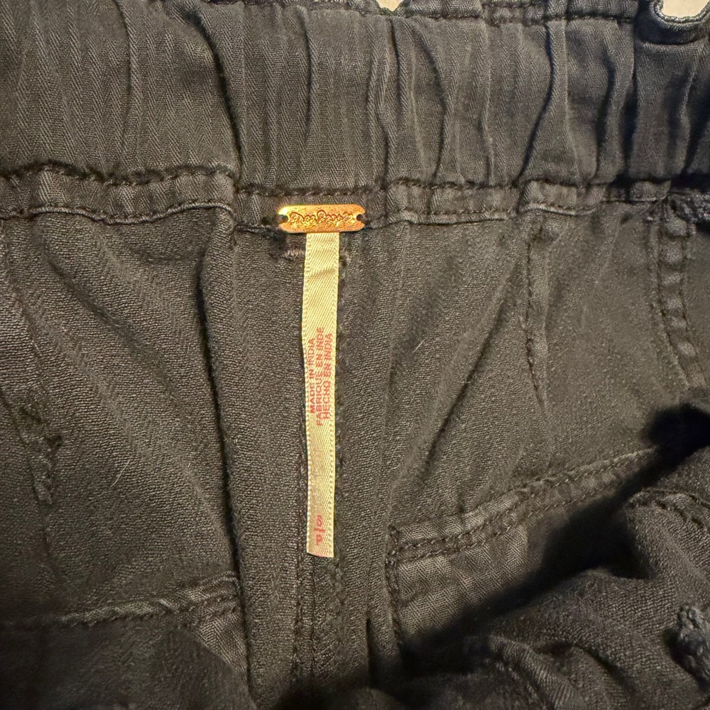 Free People We The Free Tahiti Pull-On Cargo Pants Black Women Size Small - Picture 3 of 14